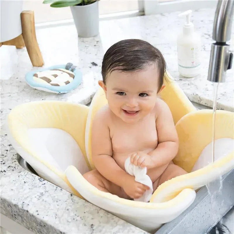 Blooming Bath Lotus – Lotus, Yellow/White/Gray