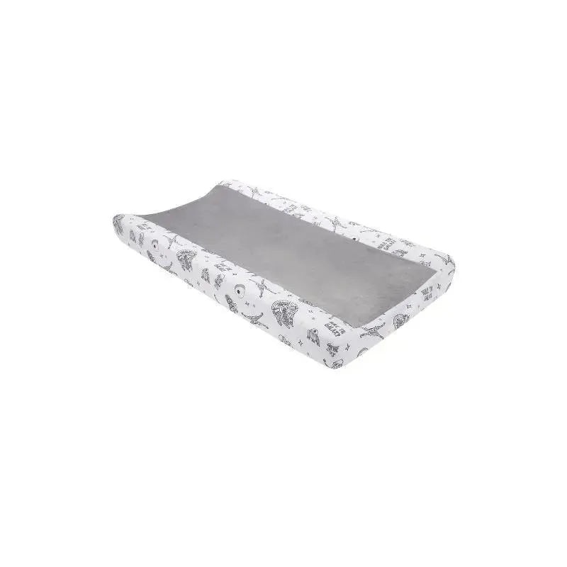 Lambs & Ivy – Changing Pad Cover, Stars Wars Millennium Falcon