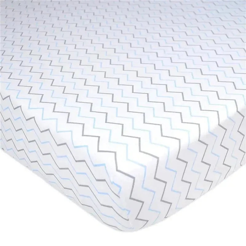 American Baby – Printed 100% Cotton Jersey Knit Fitted Crib Sheet, Blue Zigzag