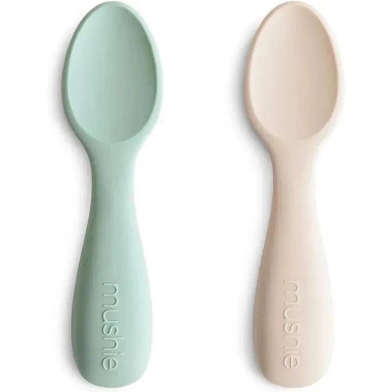 Mushie – Silicone Toddler Starter Spoons, 2 Pack, Cambridge Blue/Shifting Sand