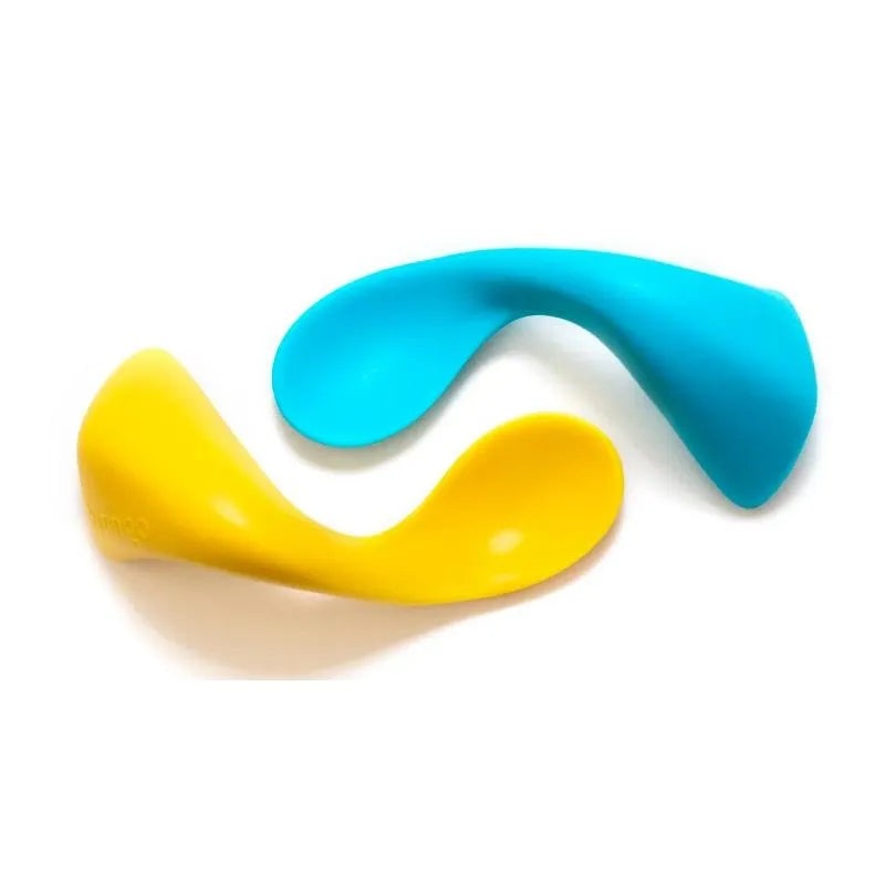 Kizingo – Right-Handed Curved Baby Spoons For Baby-Led Weaning, 2-Pack Light Blue