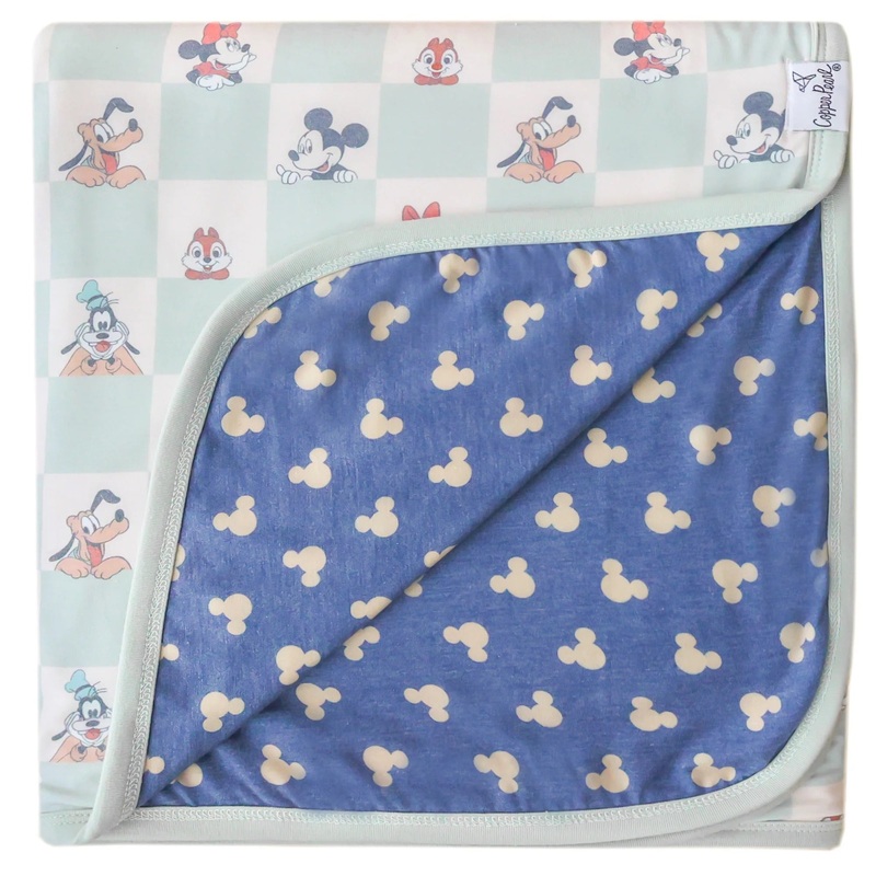Copper Pearl Mickey Mouse & Friends 3-Layer Stretchy Quilt