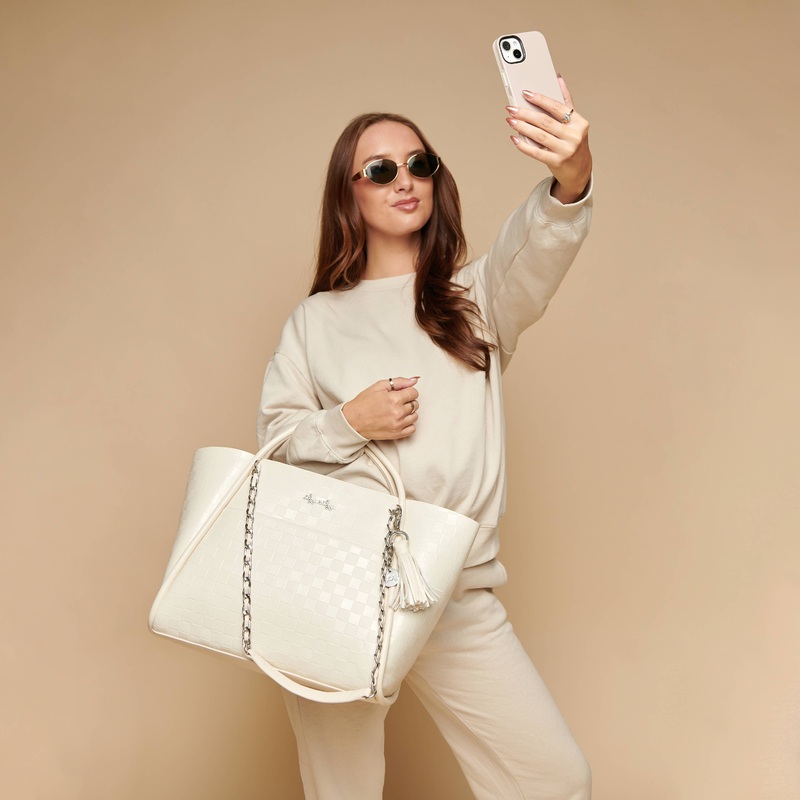 Boss Tote: Flat White