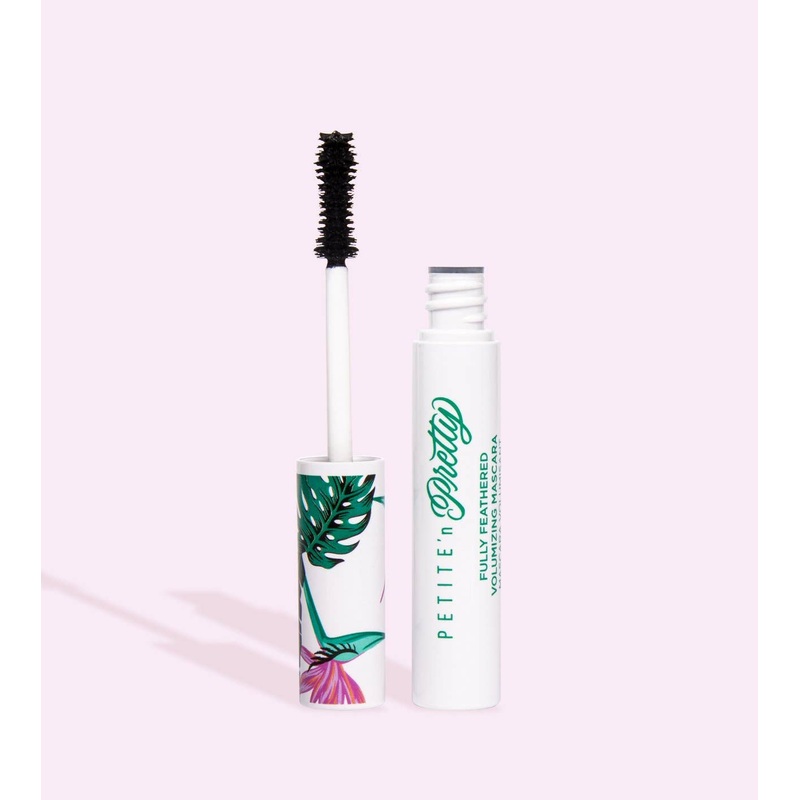 Fully Feathered Volumizing Mascara
