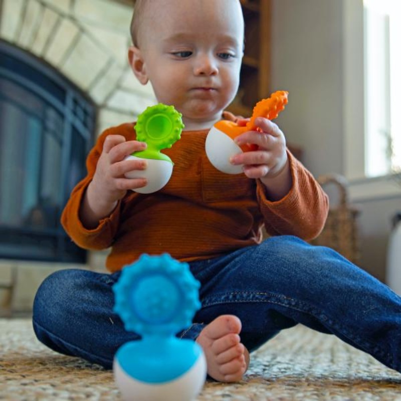 Fat Brain Toys Dimpl Wobble Green