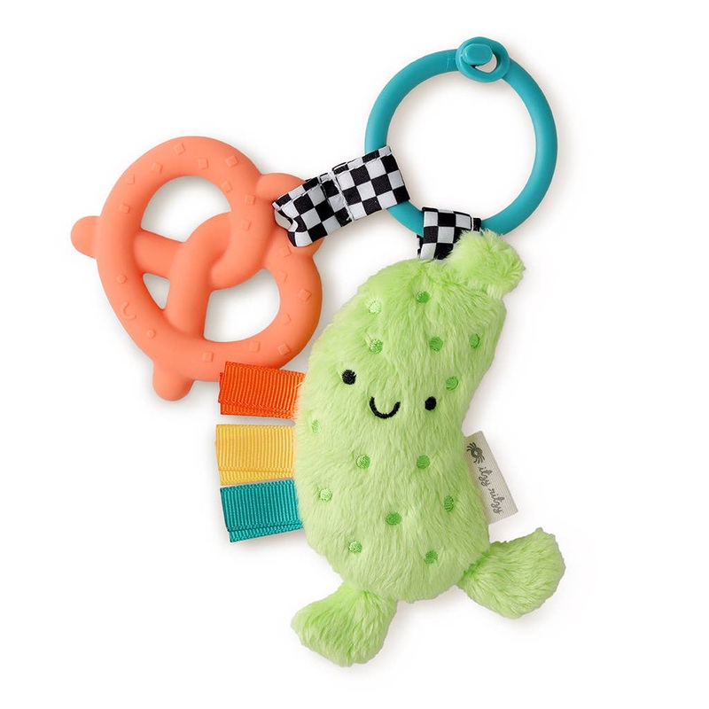 Itzy Pal – Parker The Pickle
