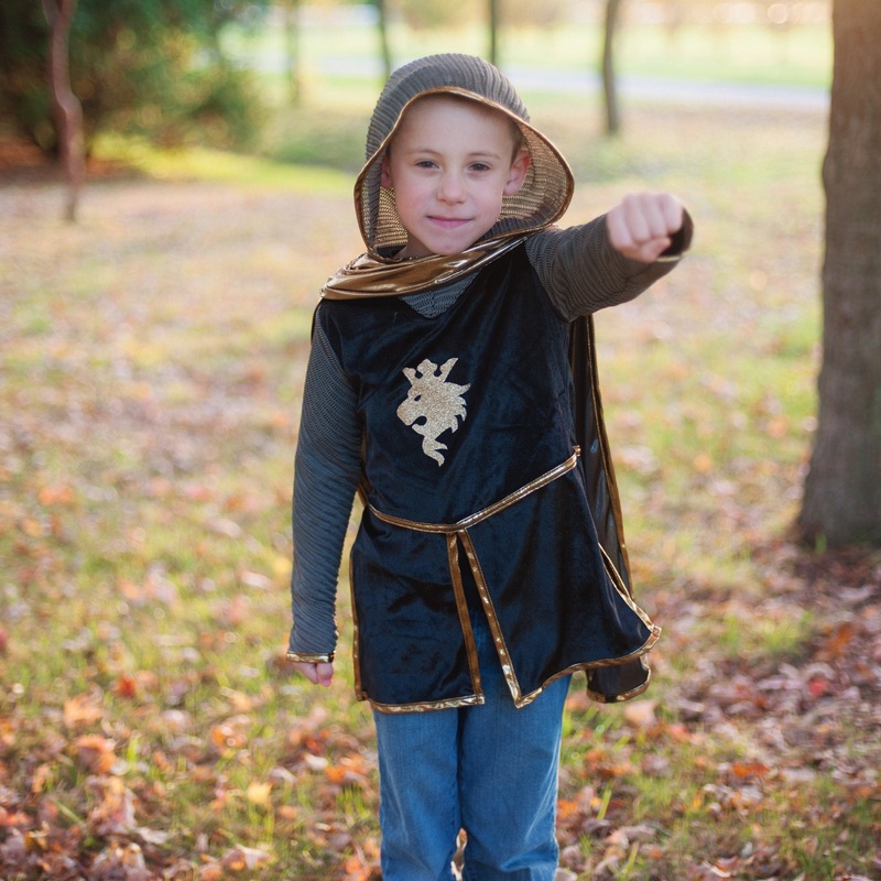 Golden Knight With Tunic, Cape, & Crown 5-6Y