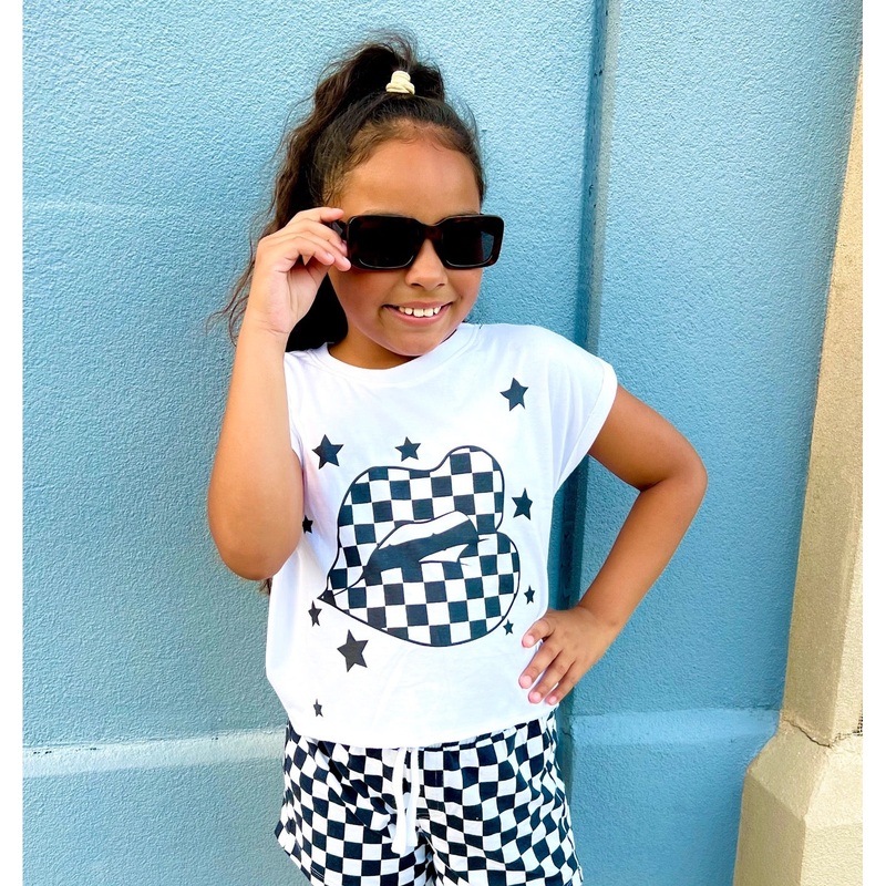 Paper Flower Kiss Lips With Checkered Tween Graphic Tee S