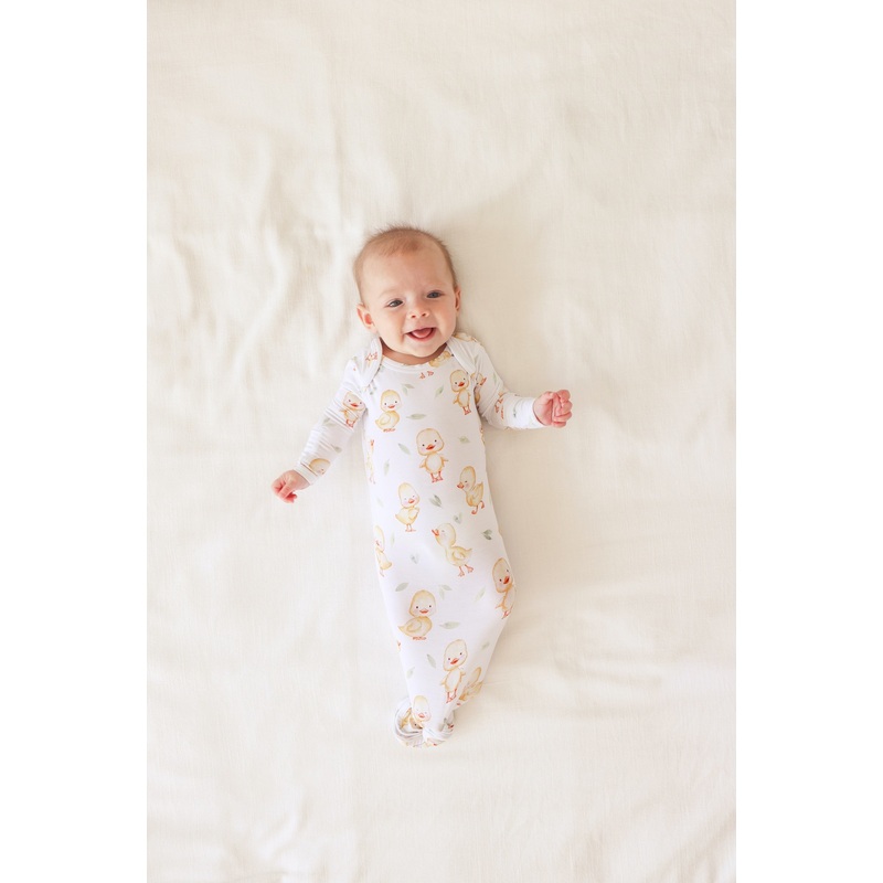 Posh Peanut Vadim Basic Knotted Gown 0-3M