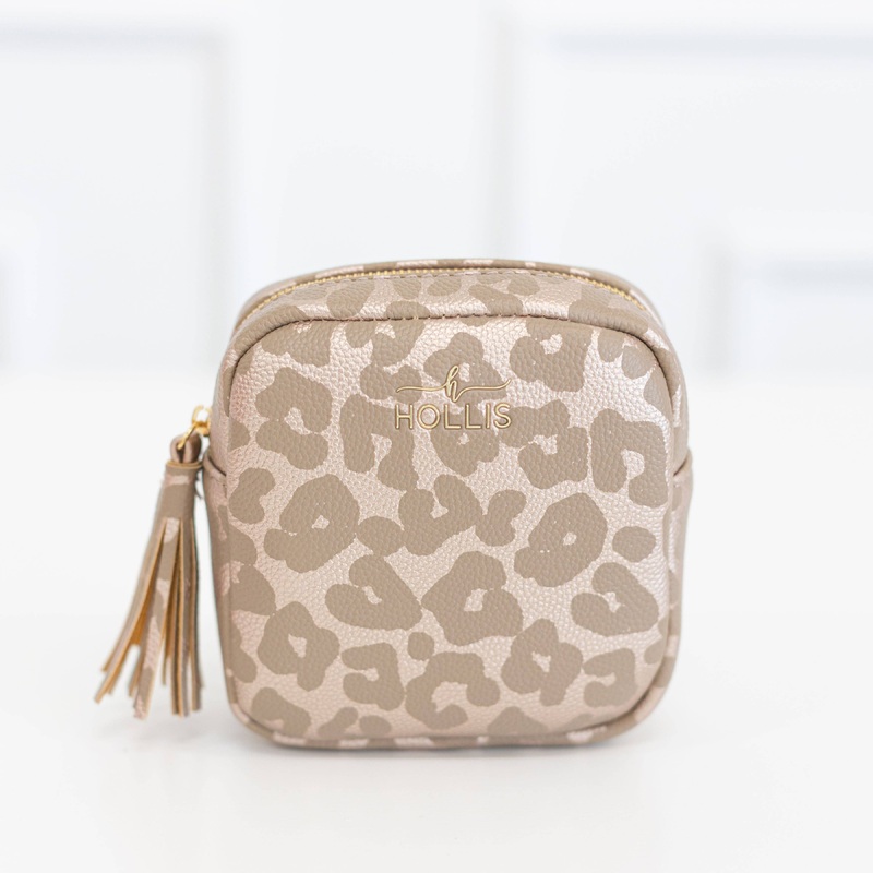 Tech Organizer: Leopard